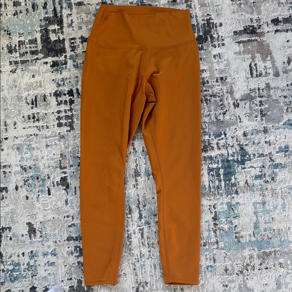 ALO Yoga High-Waisted Rust Leggings